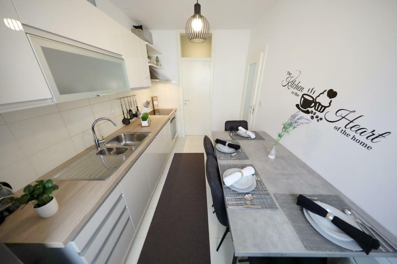 Dioniz Apartment Zadar Bagian luar foto