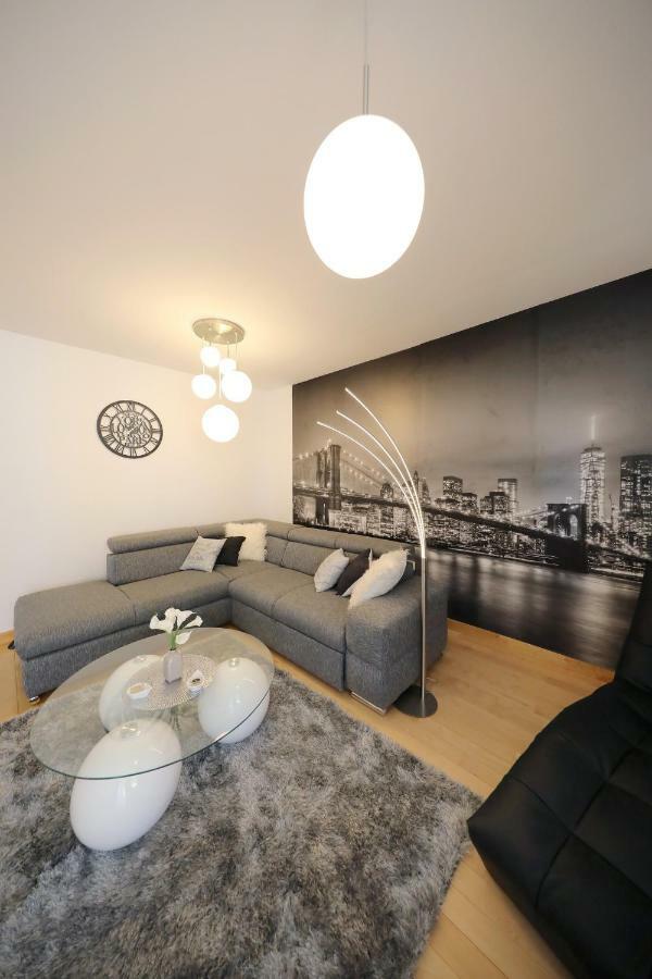 Dioniz Apartment Zadar Bagian luar foto