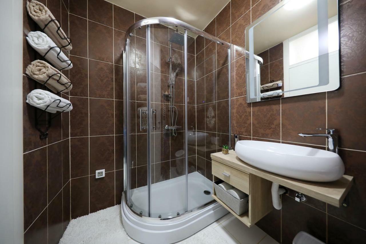 Dioniz Apartment Zadar Bagian luar foto