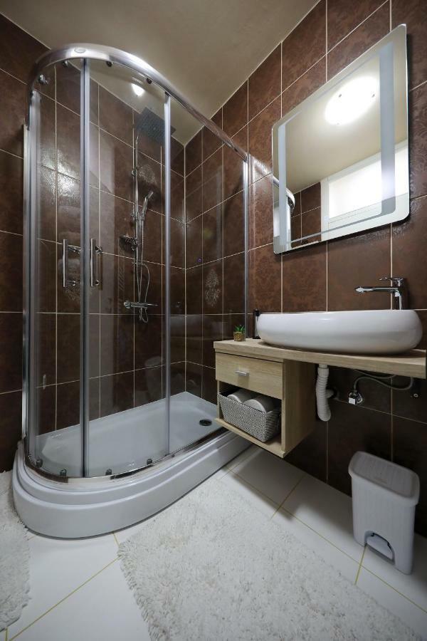Dioniz Apartment Zadar Bagian luar foto