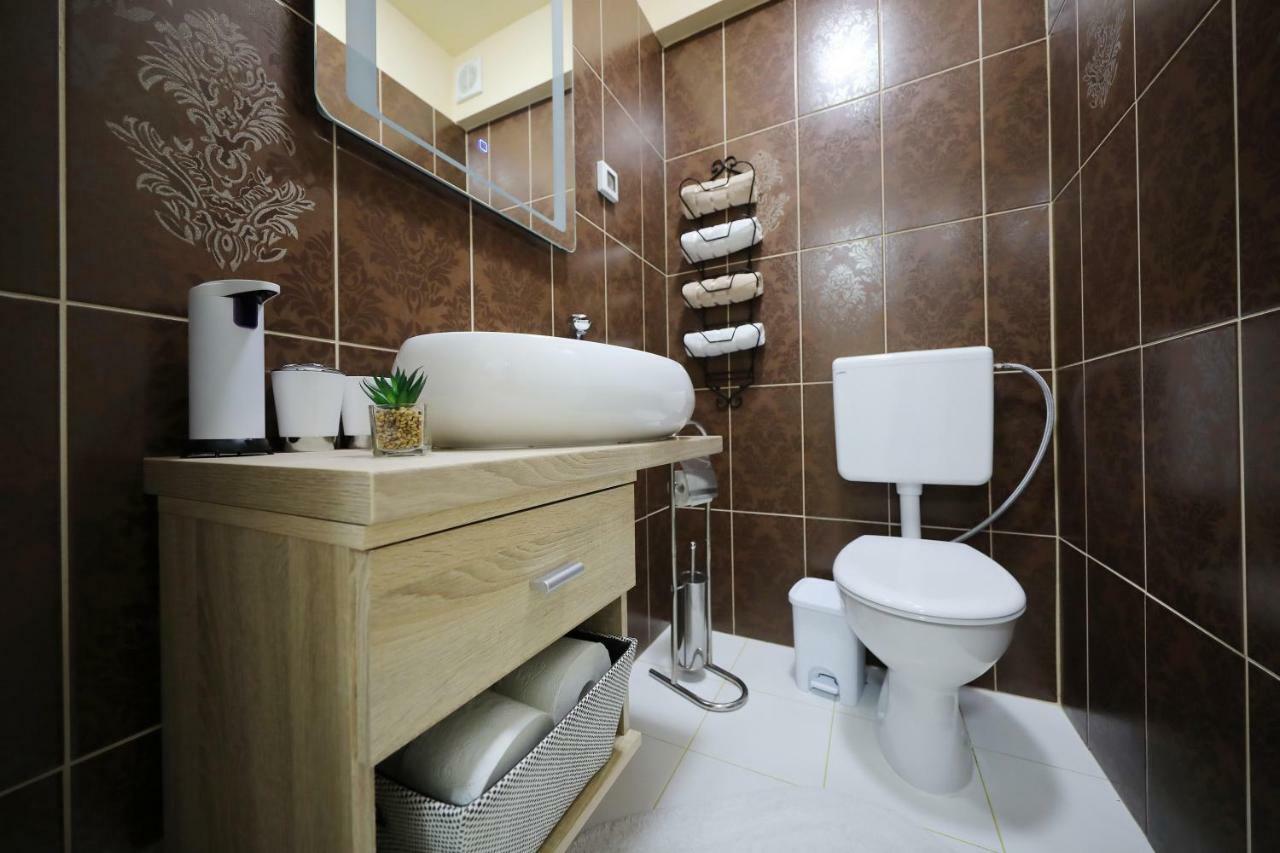 Dioniz Apartment Zadar Bagian luar foto